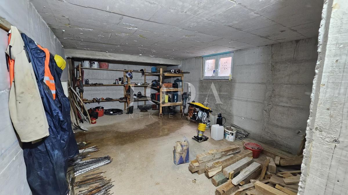 Hiša Crikvenica, 296m2