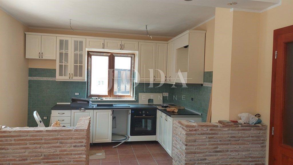 Hiša Kršikla, Pazin - Okolica, 181m2