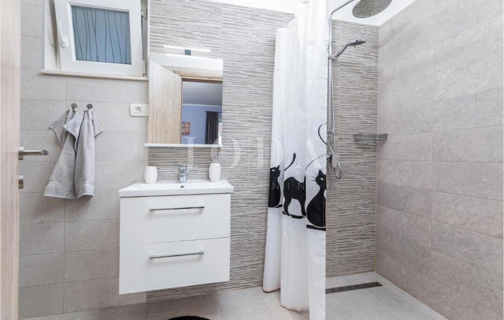 Hiša Marčana, 299m2