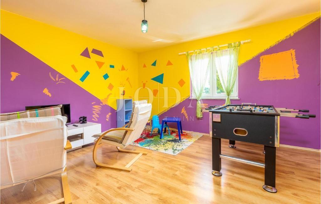 Hiša Marčana, 299m2