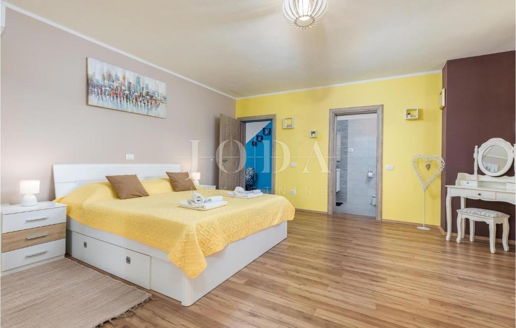 Hiša Marčana, 299m2