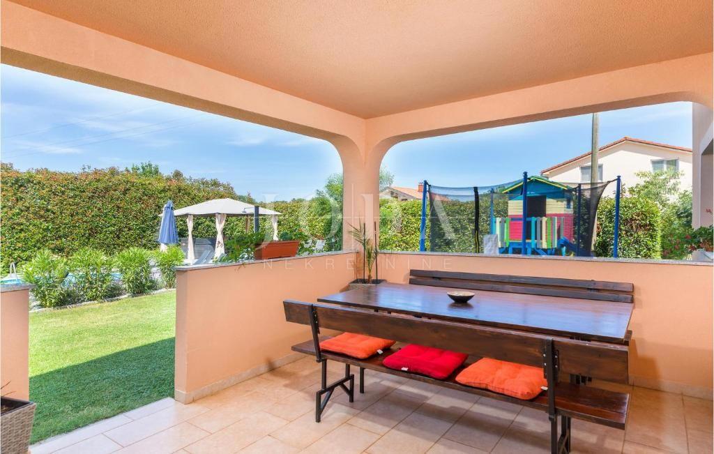 Hiša Marčana, 299m2