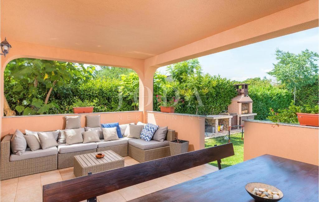 Hiša Marčana, 299m2