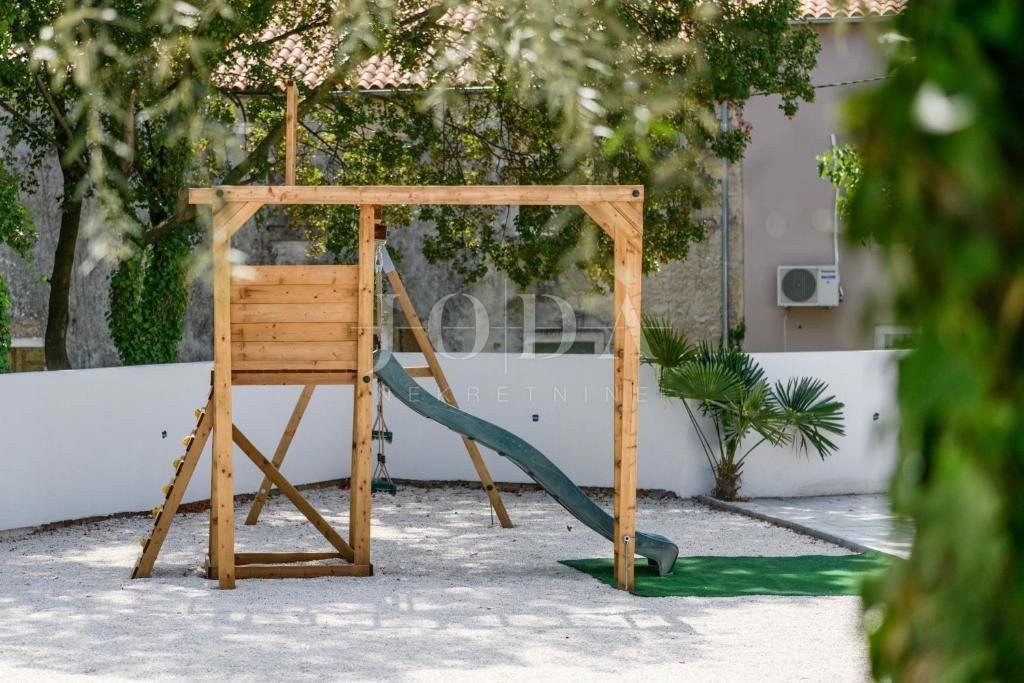 Hiša Marčana, 256m2