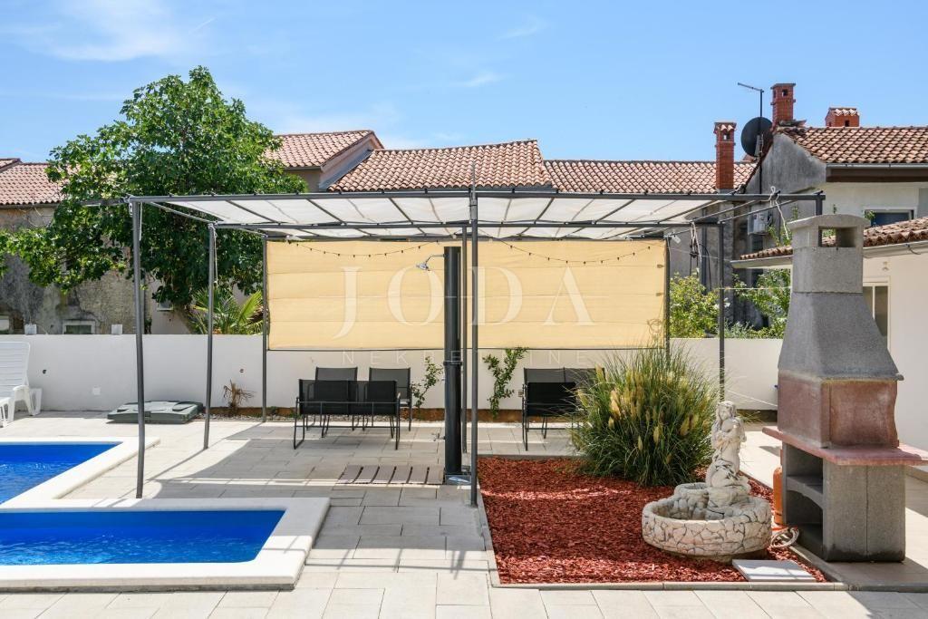 Hiša Marčana, 256m2