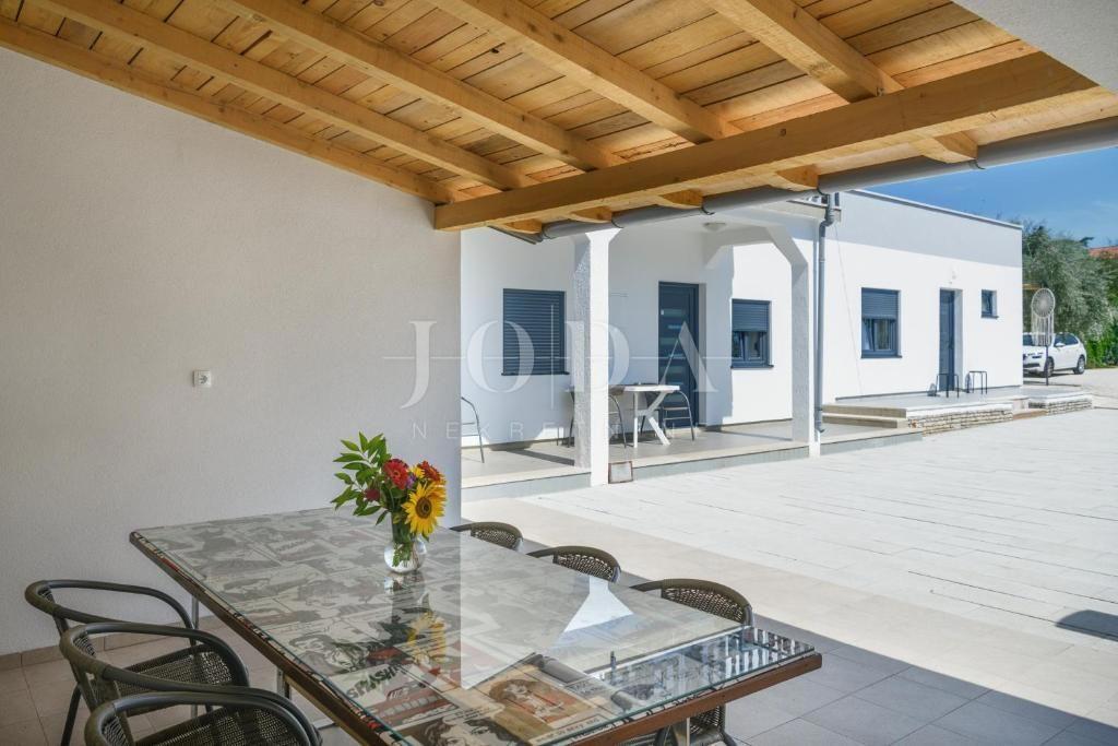 Hiša Marčana, 256m2