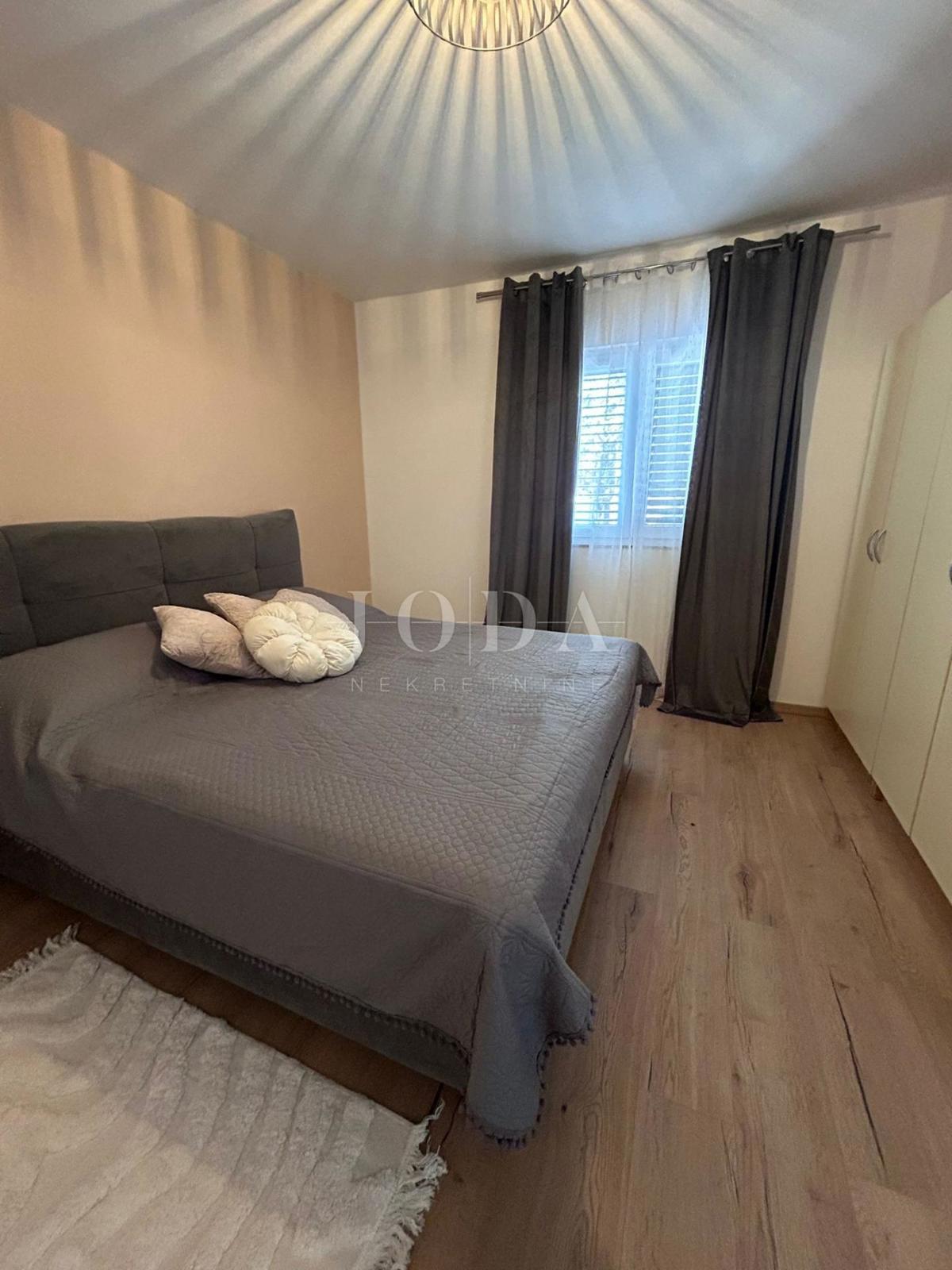 Hiša Barić Draga, Karlobag, 74m2