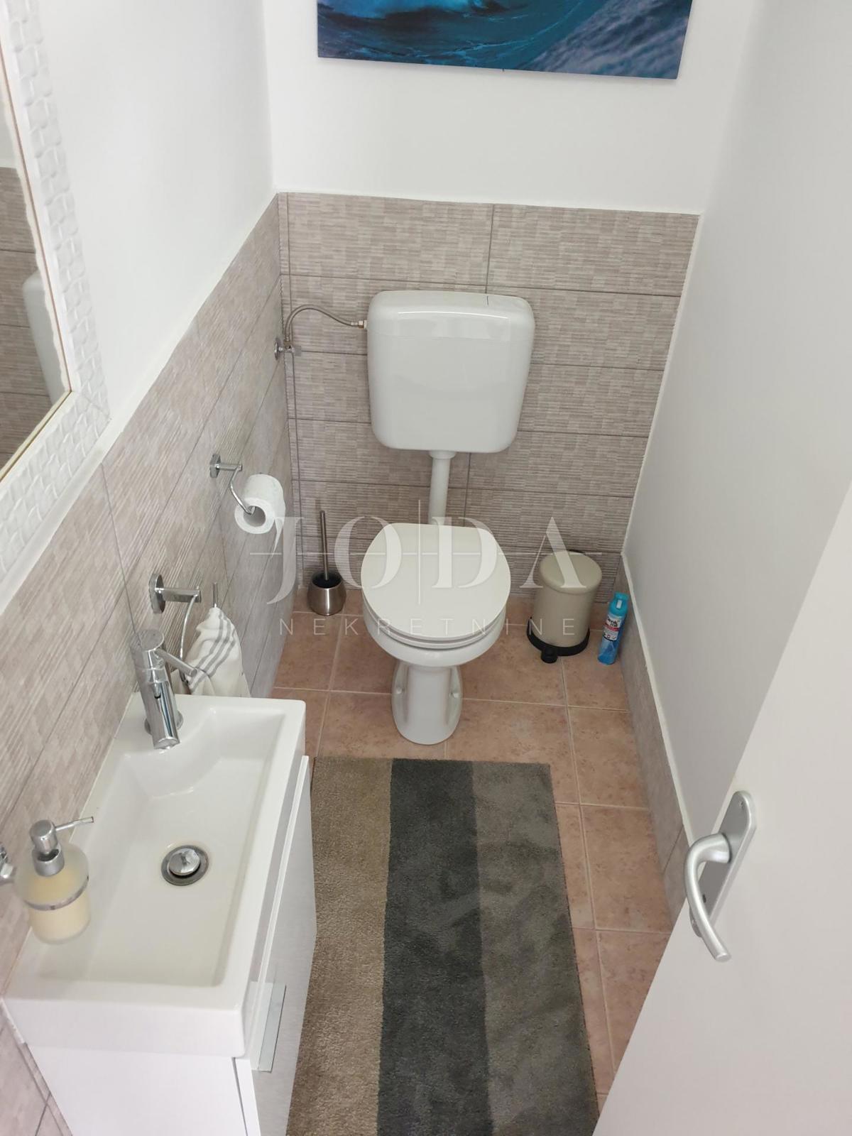 Hiša Klenovica, Novi Vinodolski, 230m2