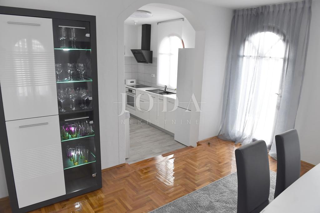 Hiša Klenovica, Novi Vinodolski, 230m2