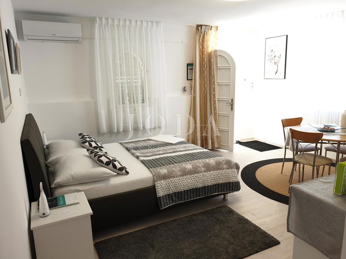 Hiša Klenovica, Novi Vinodolski, 230m2