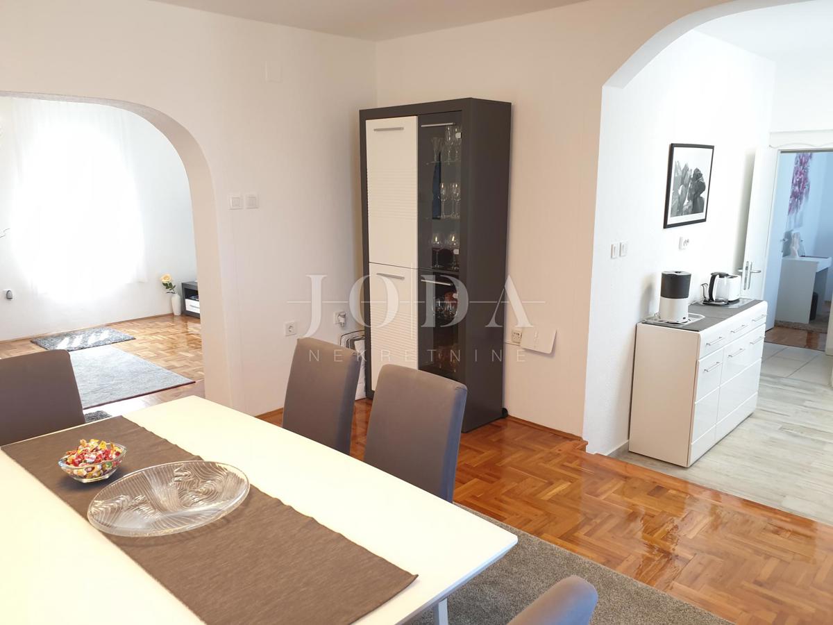 Hiša Klenovica, Novi Vinodolski, 230m2