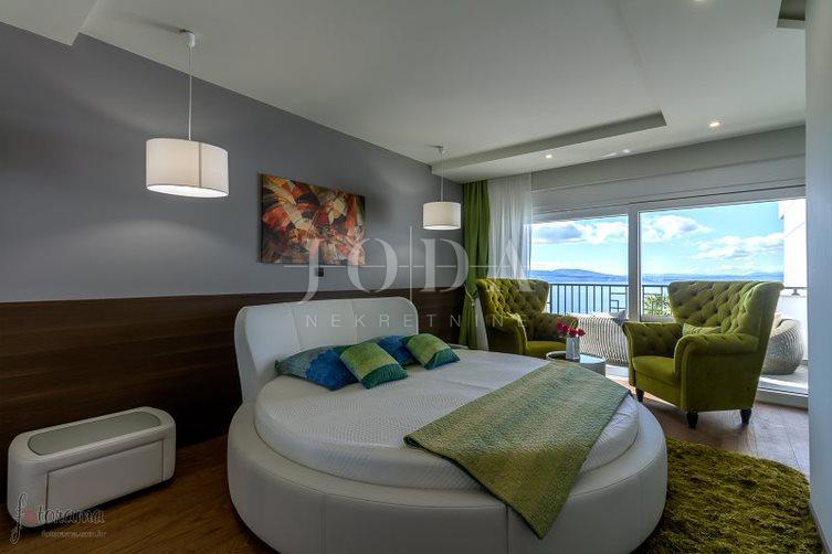 Hiša Klenovica, Novi Vinodolski, 370m2