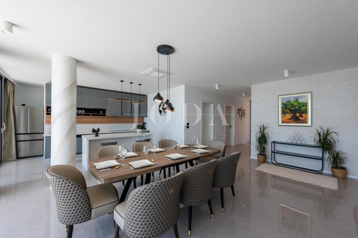 Hiša Crikvenica, 160m2