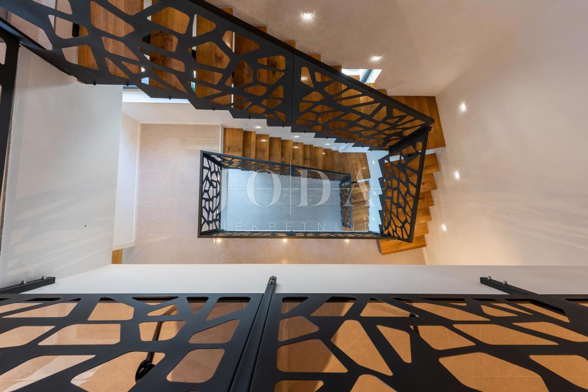 Hiša Crikvenica, 160m2