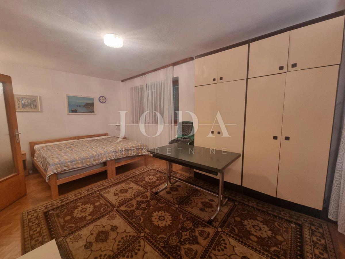 Hiša Novi Vinodolski, 140m2