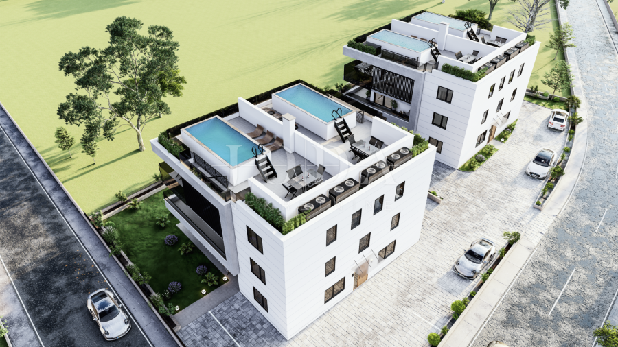 Apartma z bazenom in strešno teraso, novogradnja, otok Krk