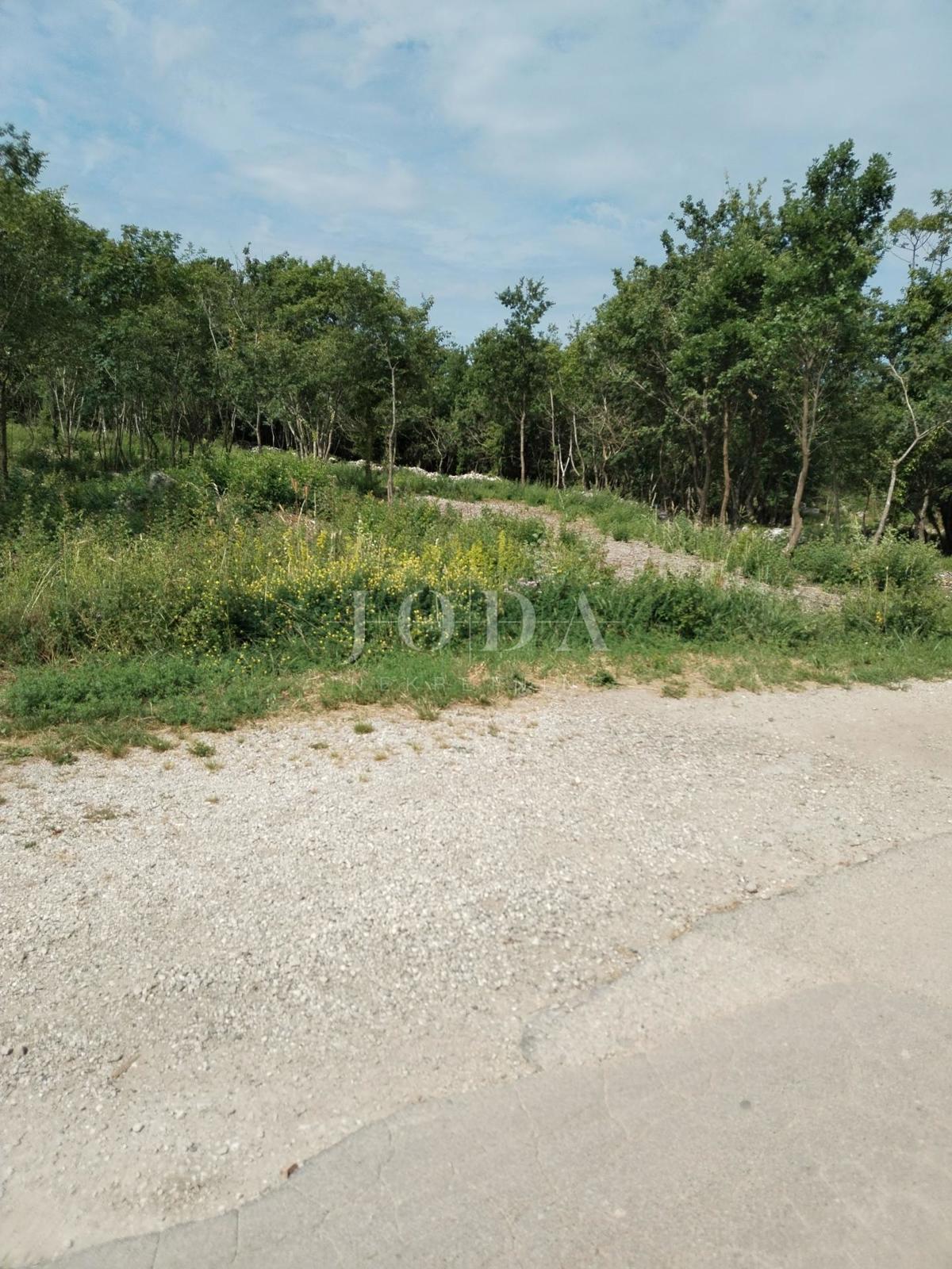 Zemljišče Labin, 4.074m2