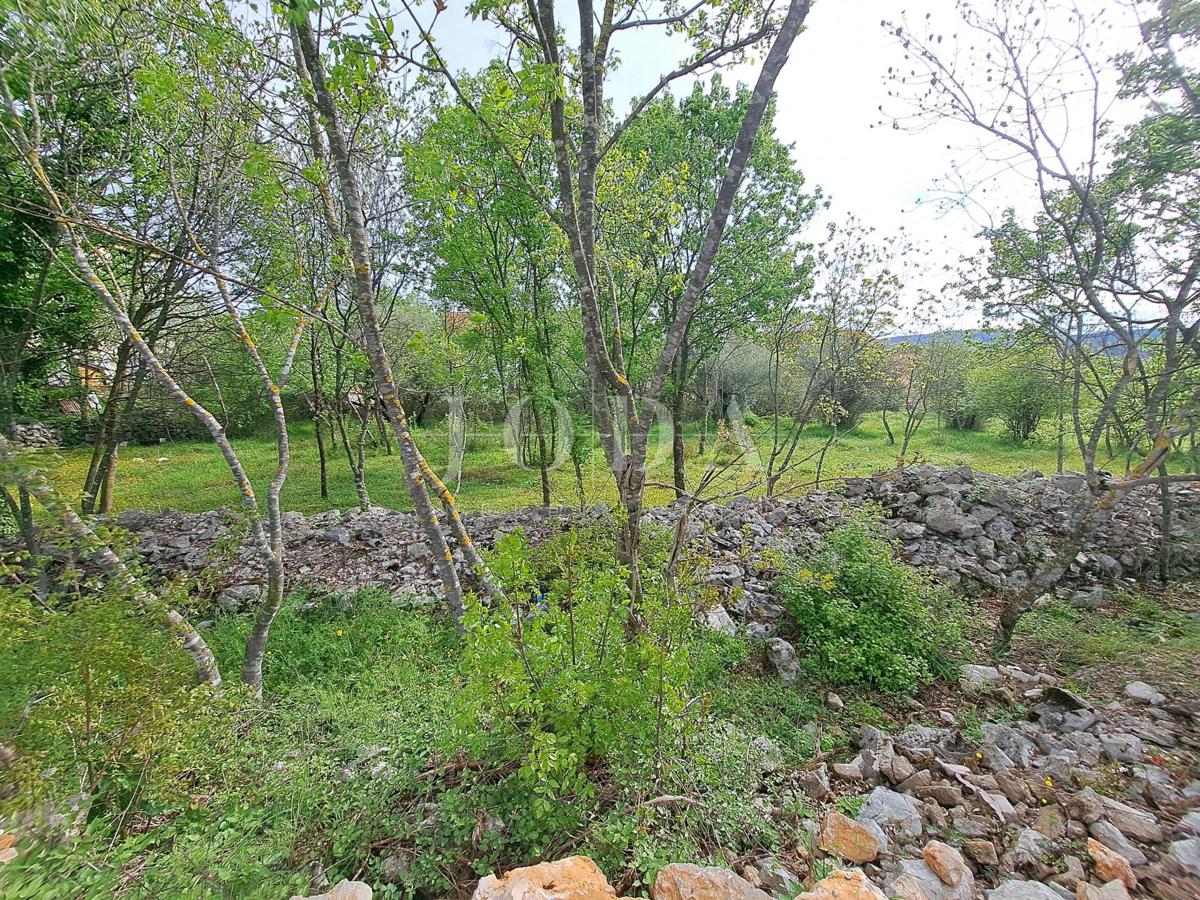 Mesto Krk – okolica, gradbeno zemljišče na mirni lokaciji