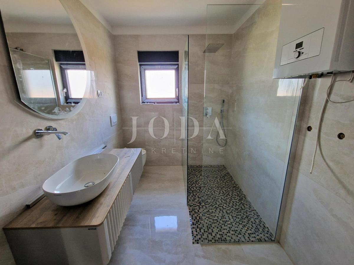 Apartma s prekrasnim pogledom na morje v Malinski