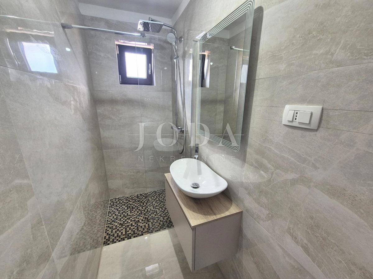 Apartma s prekrasnim pogledom na morje v Malinski