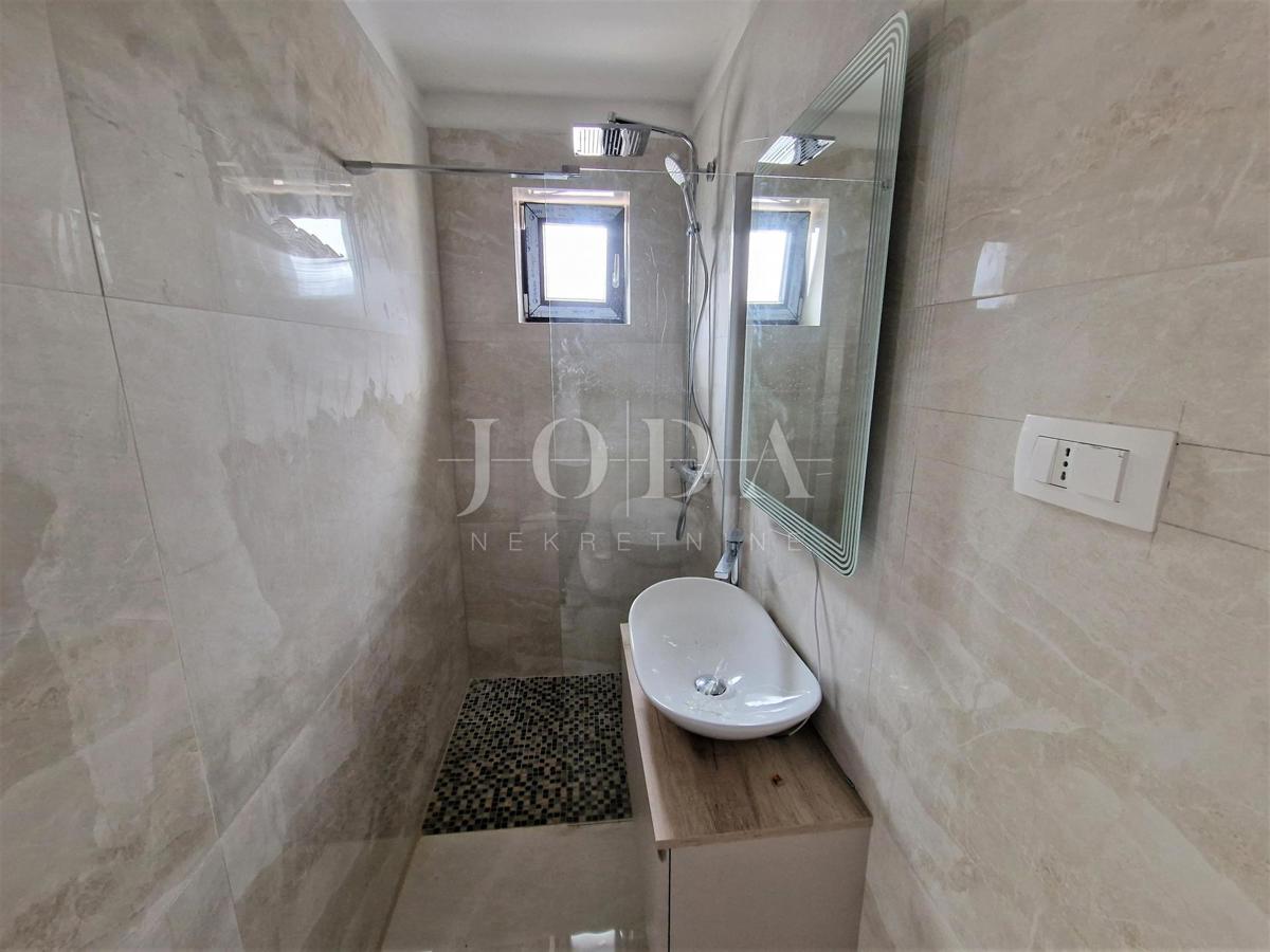 Apartma s prekrasnim pogledom na morje v Malinski