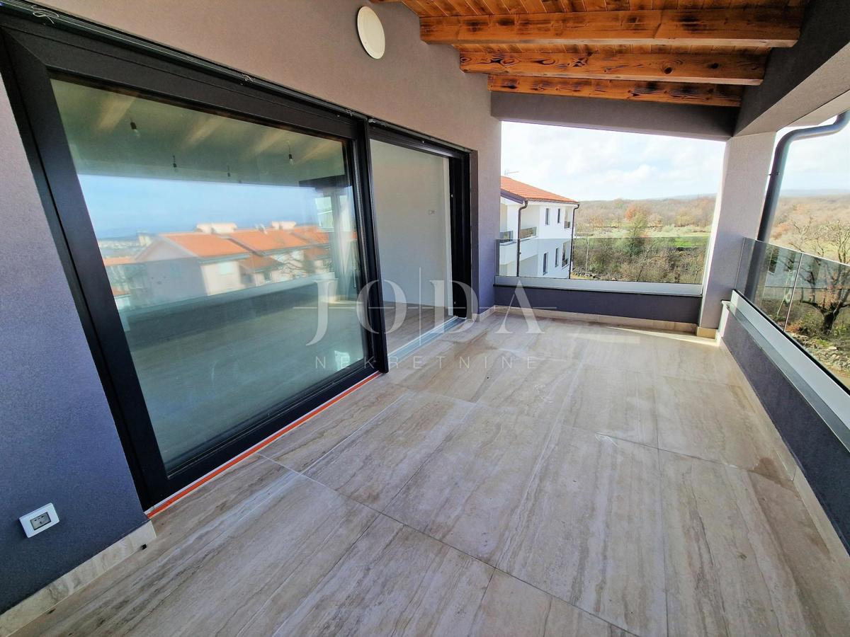 Apartma s prekrasnim pogledom na morje v Malinski