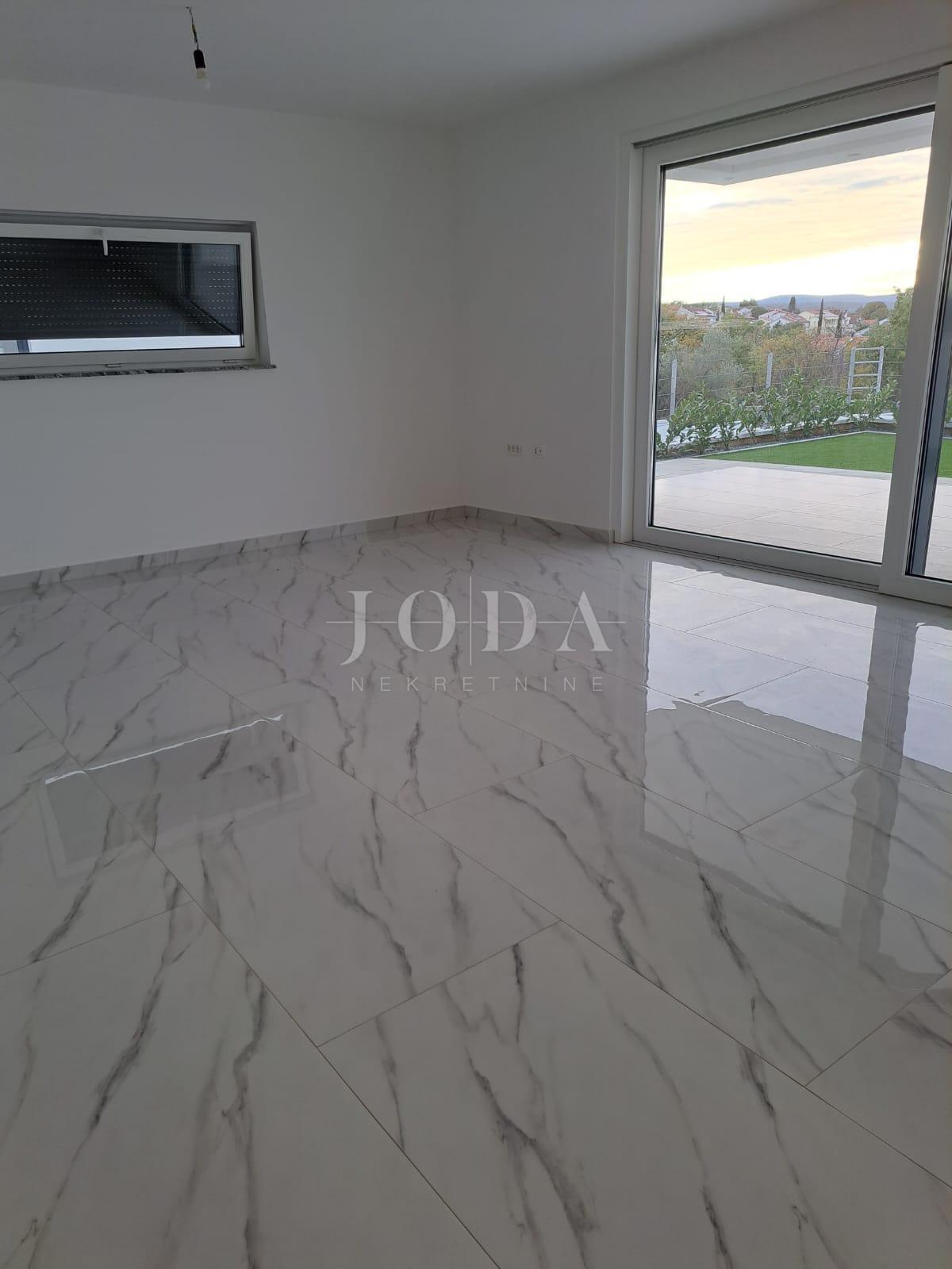 Novozgrajeni moderni apartmaji, Malinska - otok Krk