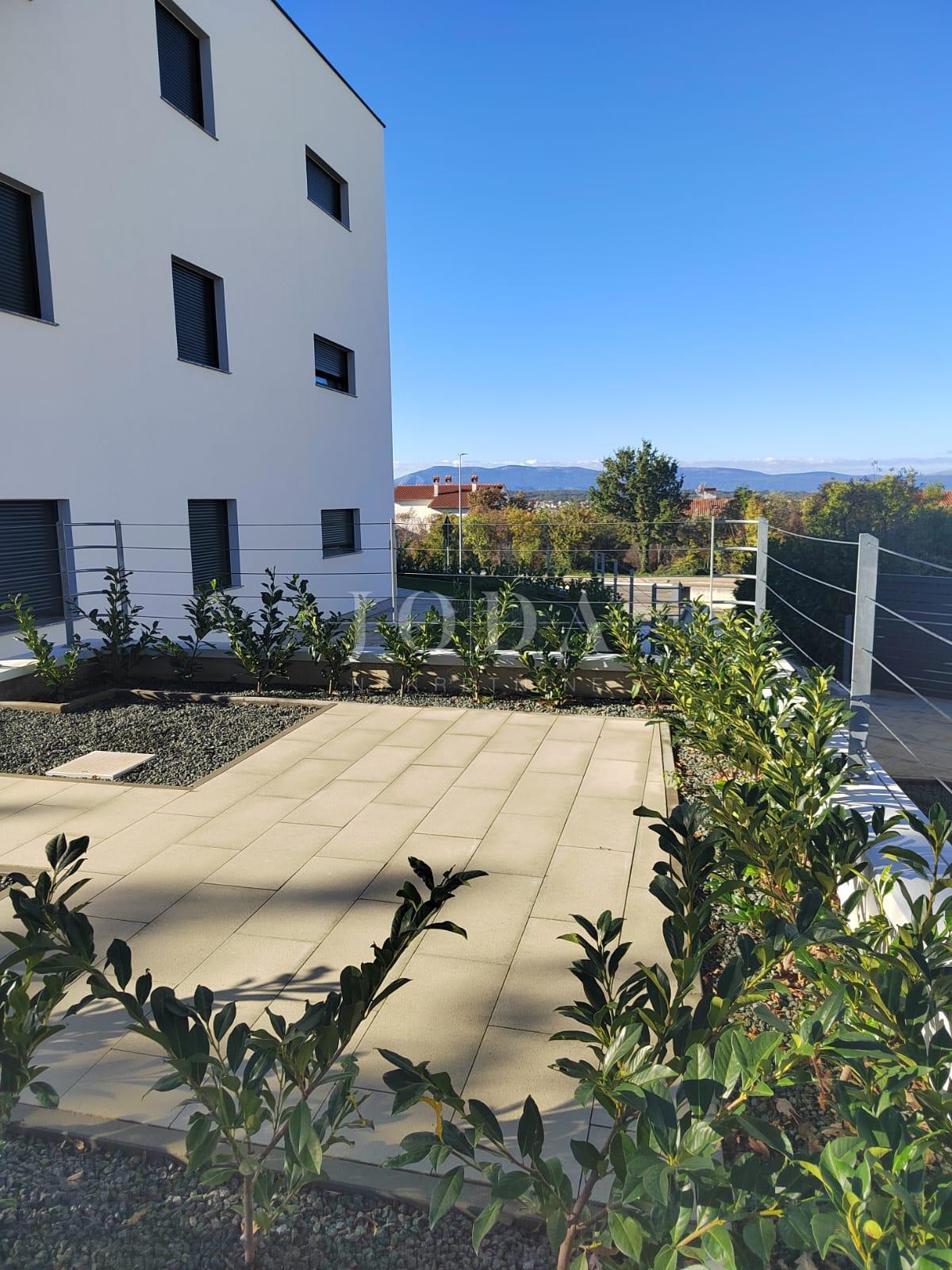 Novozgrajeni moderni apartmaji, Malinska - otok Krk