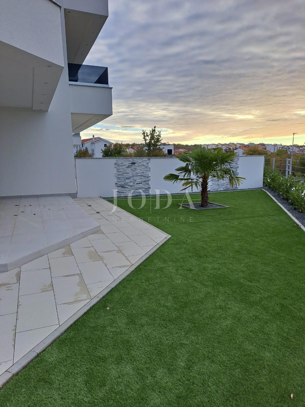 Novozgrajeni moderni apartmaji, Malinska - otok Krk