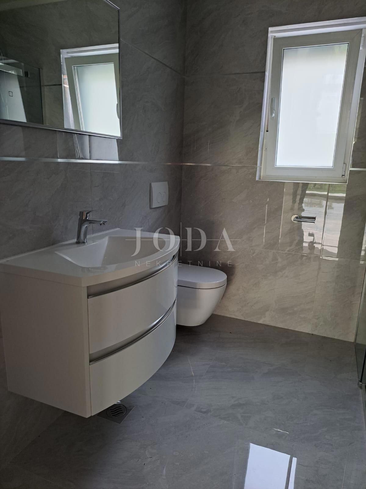 Novozgrajeni moderni apartmaji, Malinska - otok Krk