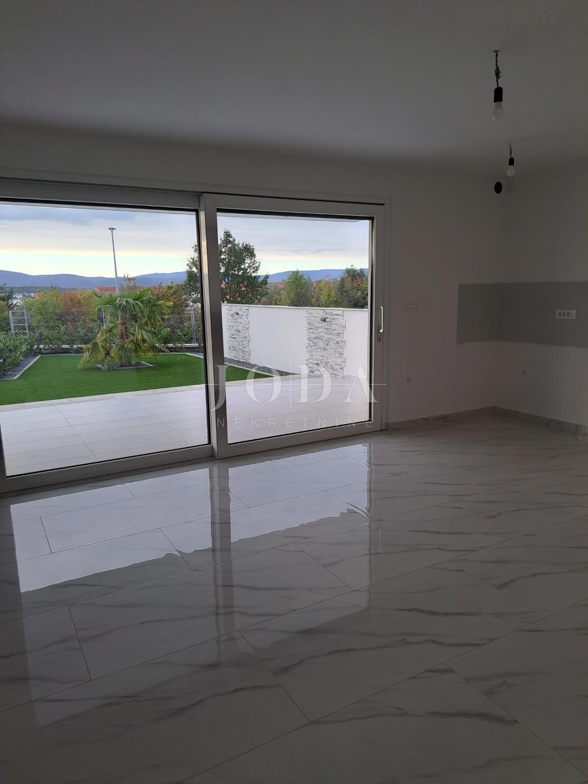 Novozgrajeni moderni apartmaji, Malinska - otok Krk