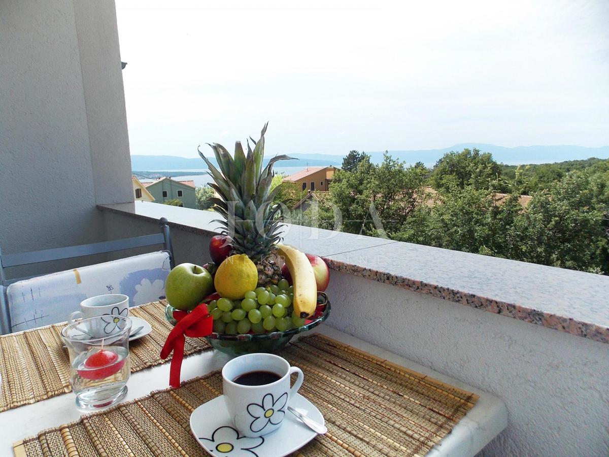 Apartmanska kuća sa šest opremljenih apartmana