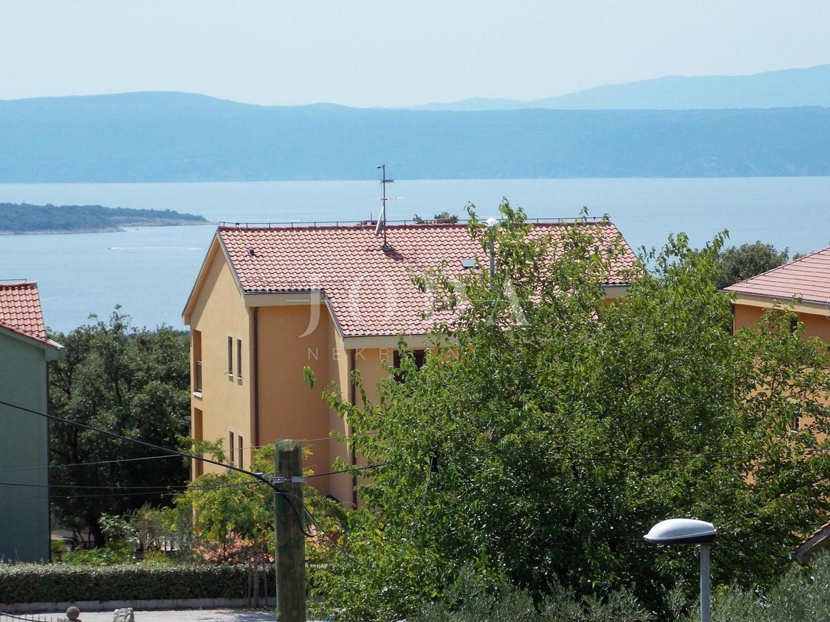 Apartmanska kuća sa šest opremljenih apartmana