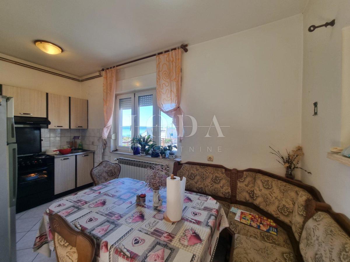 Hiša Novi Vinodolski, 100m2