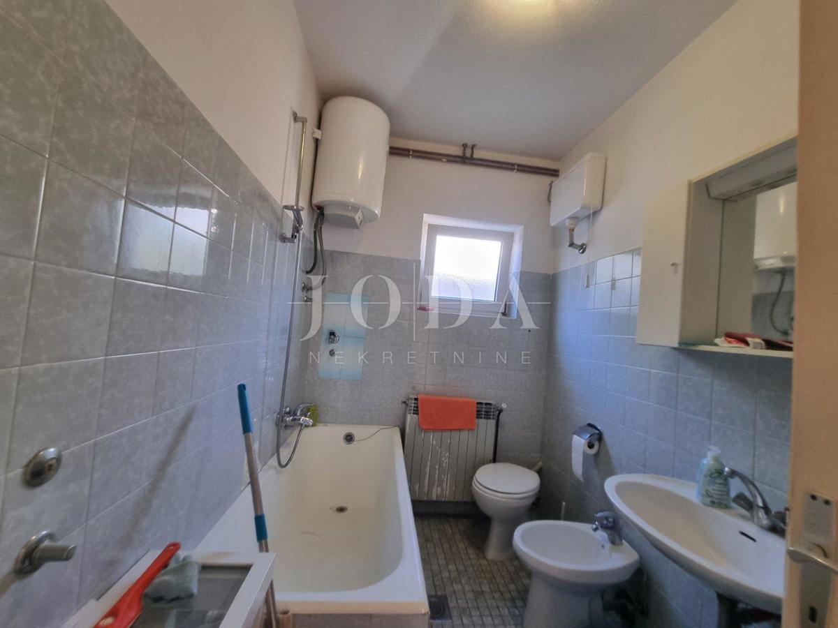 Hiša Novi Vinodolski, 100m2