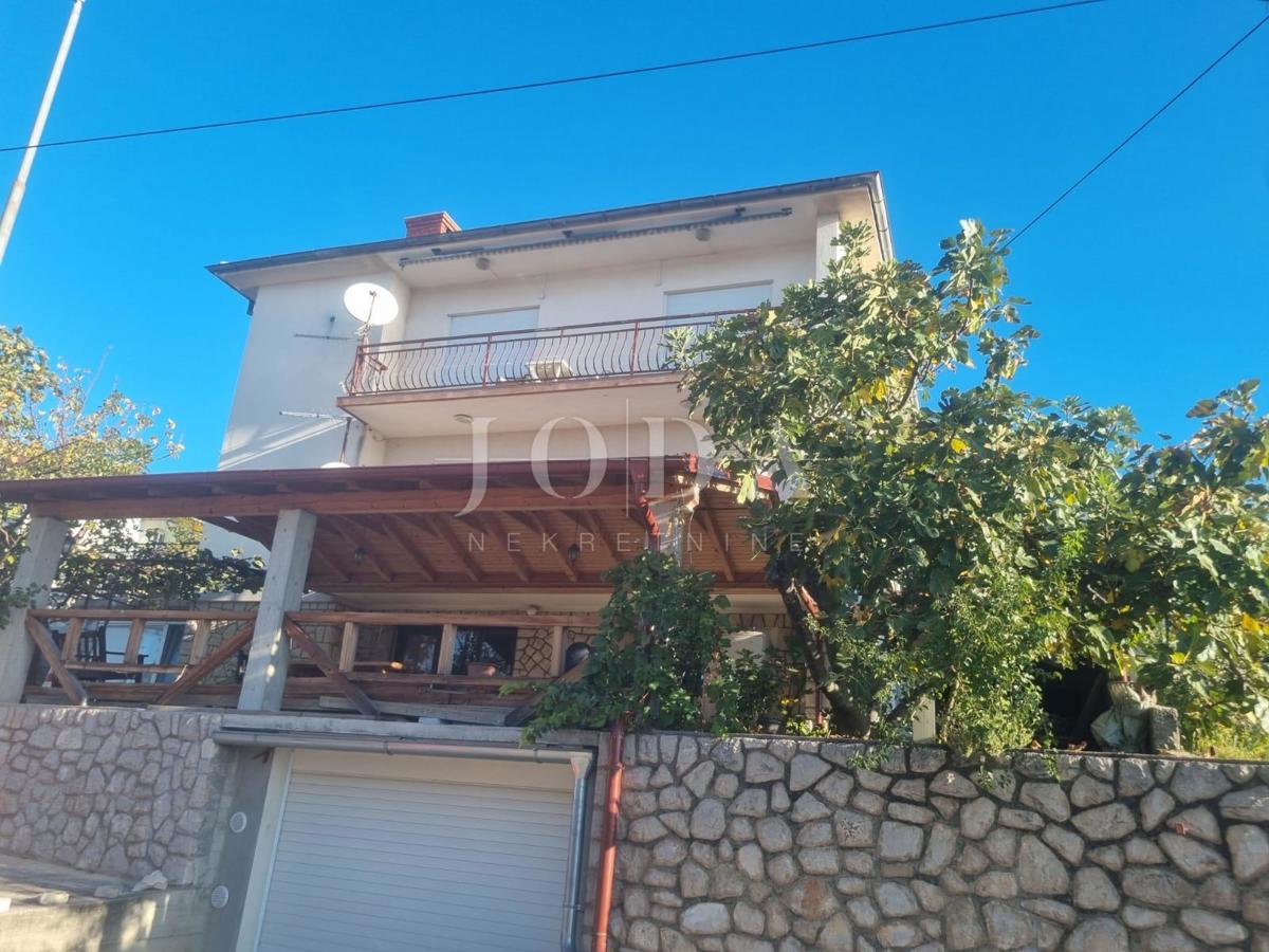 Hiša Novi Vinodolski, 100m2