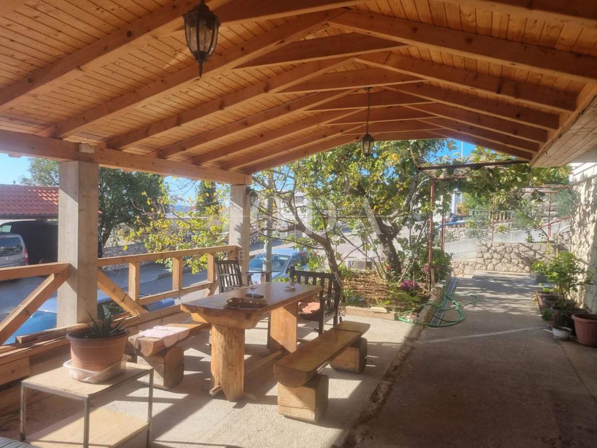 Hiša Novi Vinodolski, 100m2