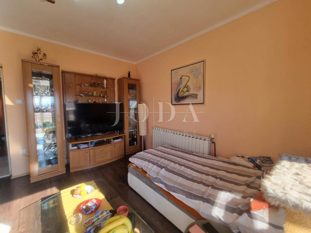 Hiša Novi Vinodolski, 100m2
