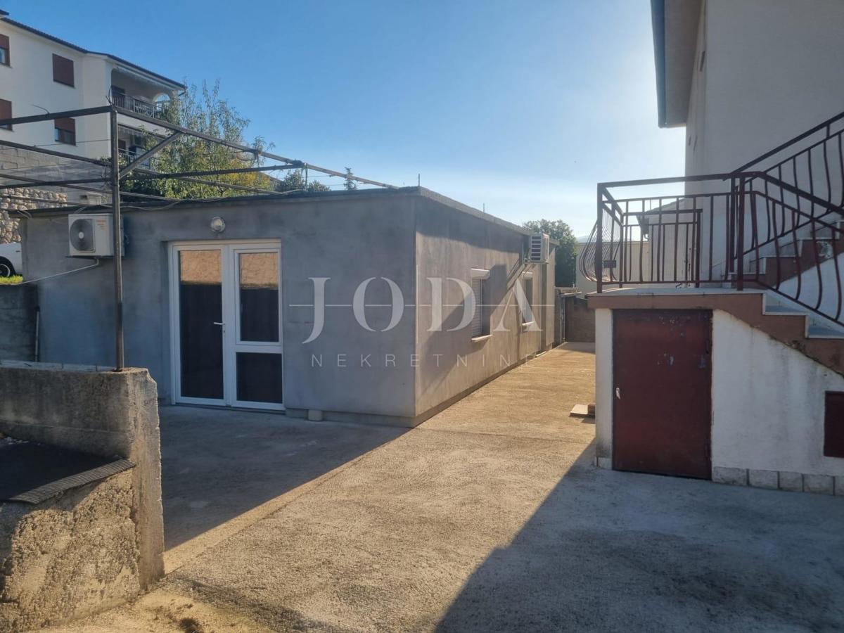 Hiša Novi Vinodolski, 100m2