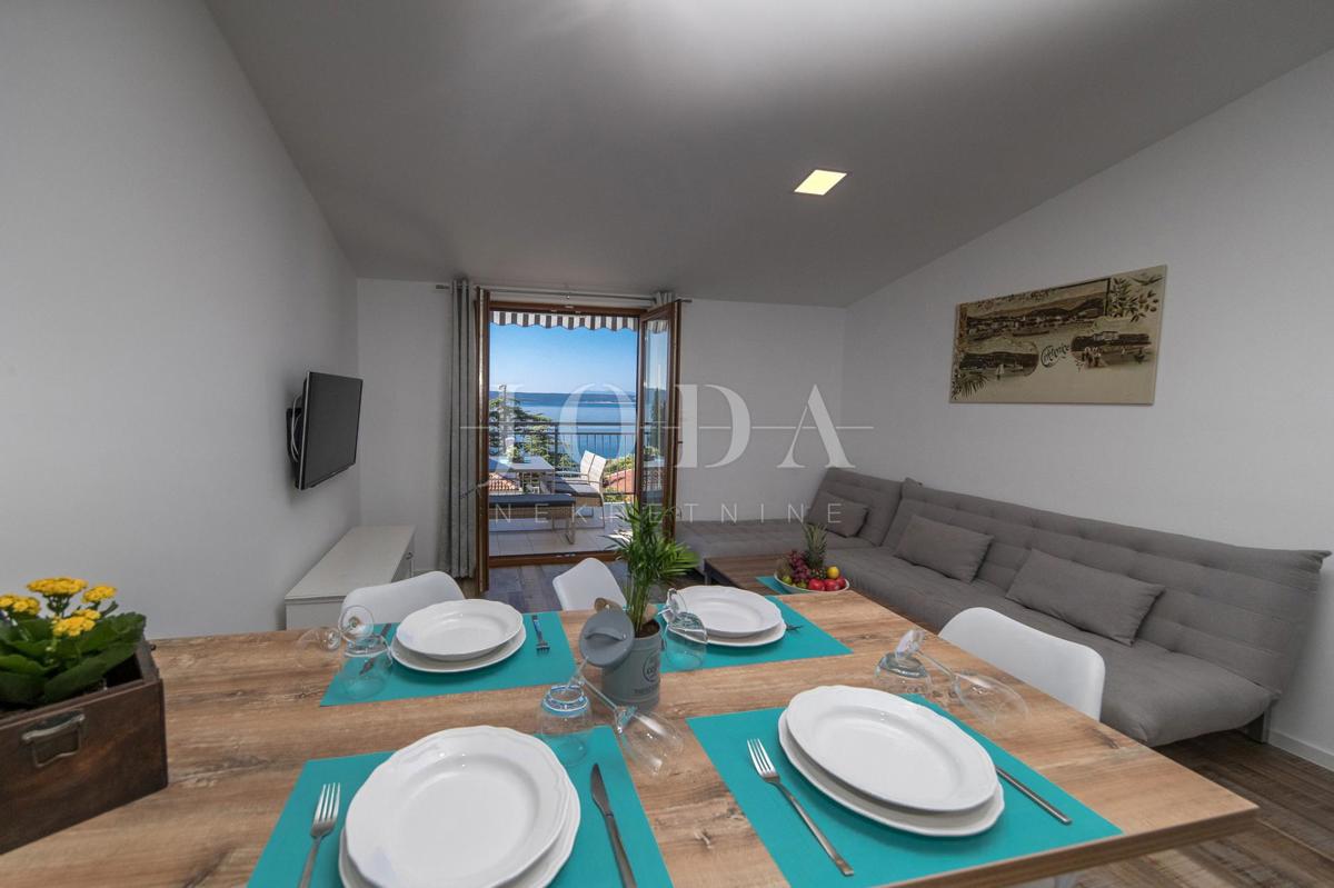 Crni mol apartma 50m od morja