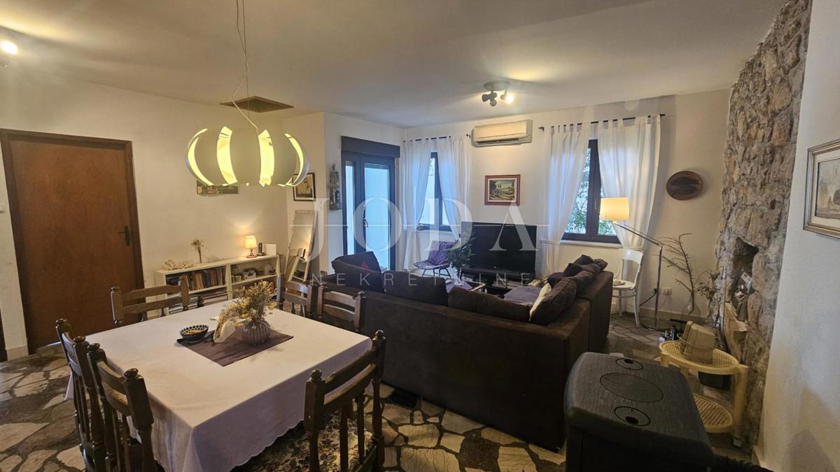 Jadranovo apartma prva vrsta do morja