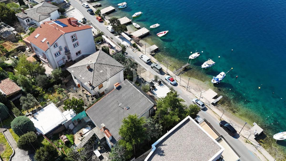 Jadranovo apartma prva vrsta do morja