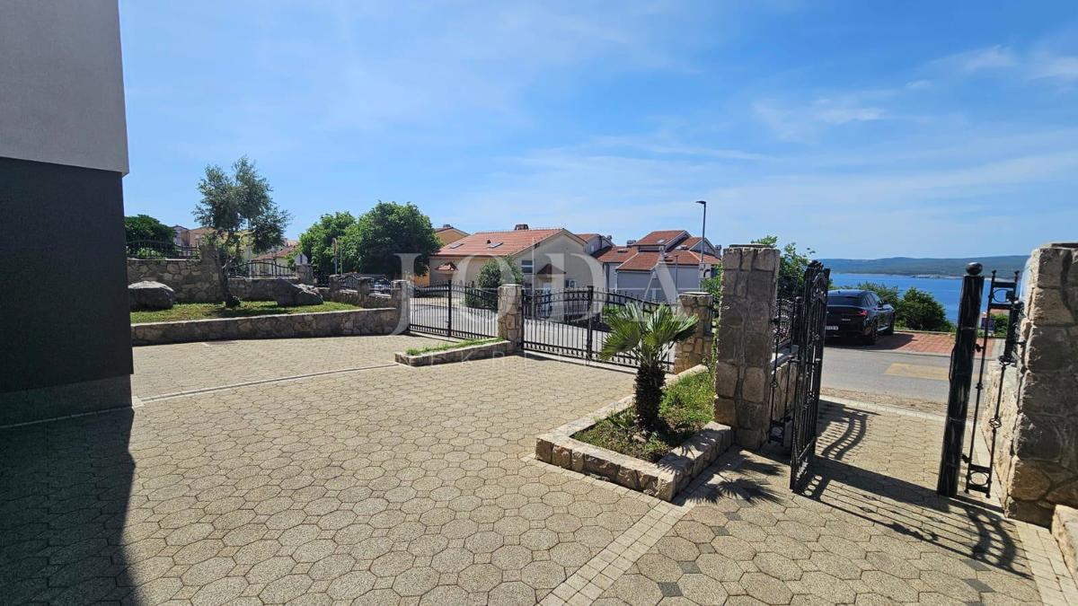 Opremljen apartma Crikvenica