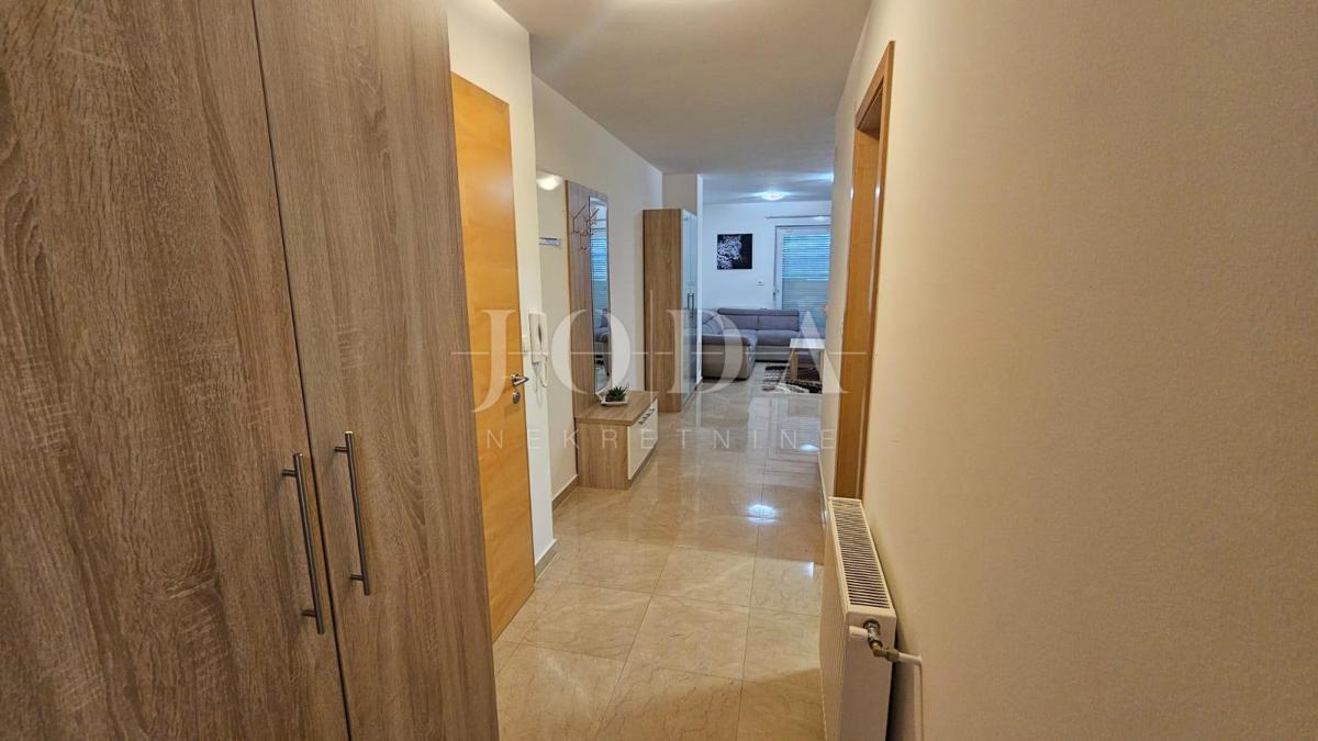 Opremljen apartma Crikvenica