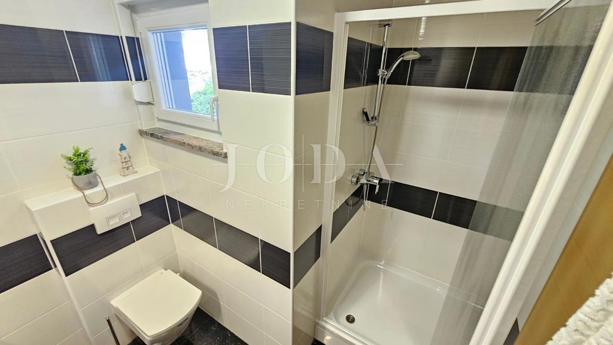 Opremljen apartma Crikvenica