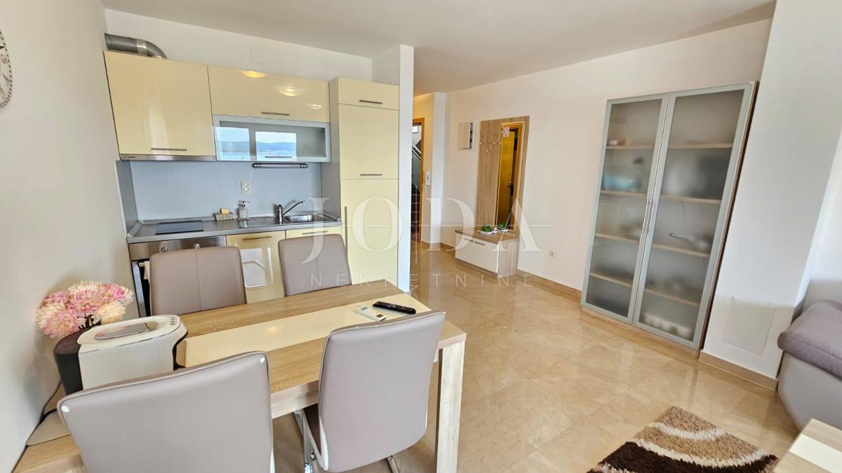 Opremljen apartma Crikvenica