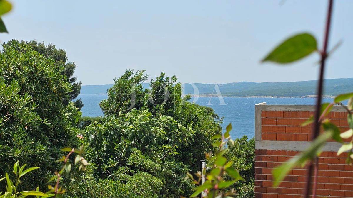 Apartma Crikvenica v bližini morja z vrtom