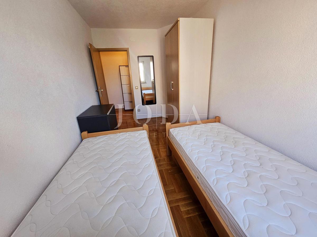 Dvosobni apartma blizu morja, pogled na morje Malinska