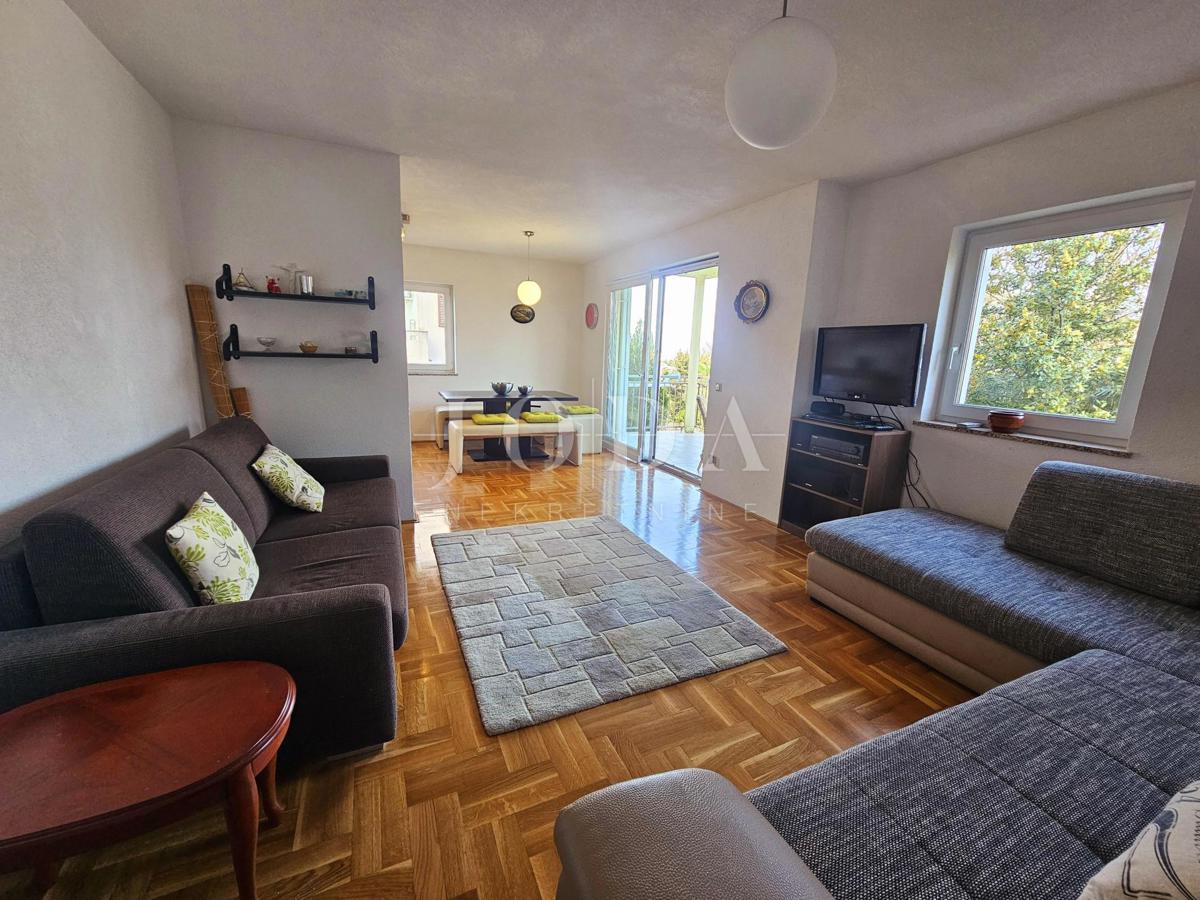 Dvosobni apartma blizu morja, pogled na morje Malinska