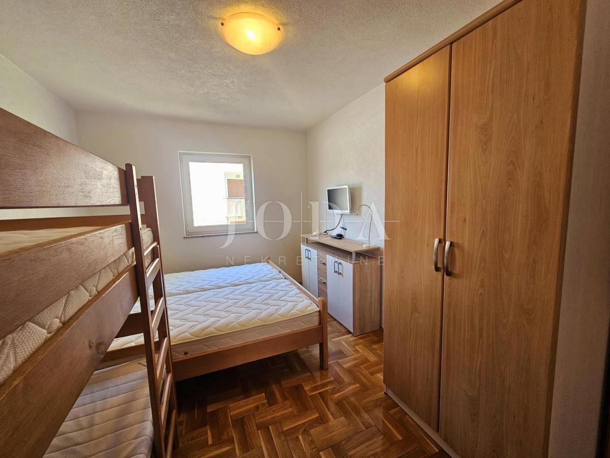 Dvosobni apartma blizu morja, pogled na morje Malinska